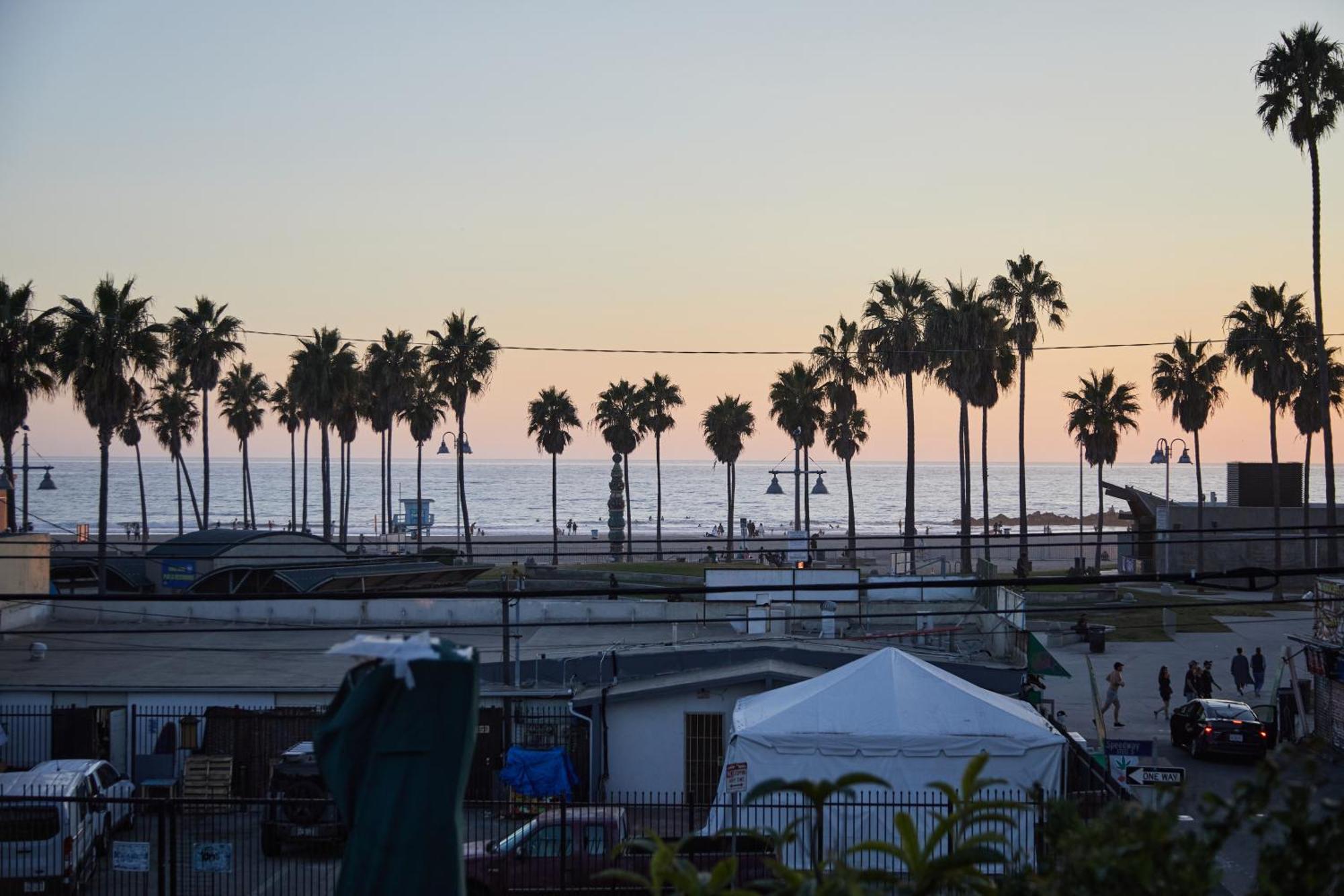 The Redline Venice Los Angeles Exterior photo